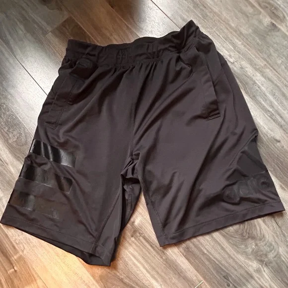 Adidas Black Athletic Shorts Lightweight Performance - Picture 2 of 6